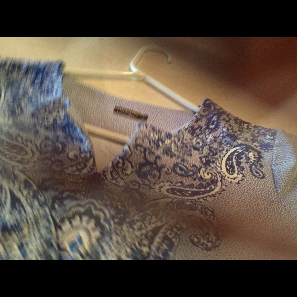 J Mclaughlin Size Small Gently Used Tunic. - image 3